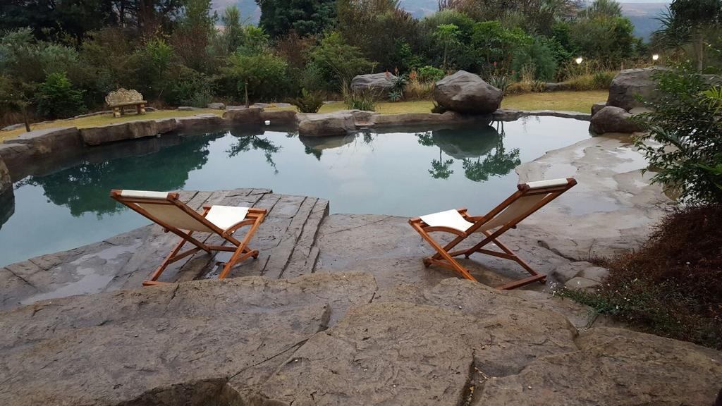 Rockwood Earth Lodge Champagne Valley Bagian luar foto