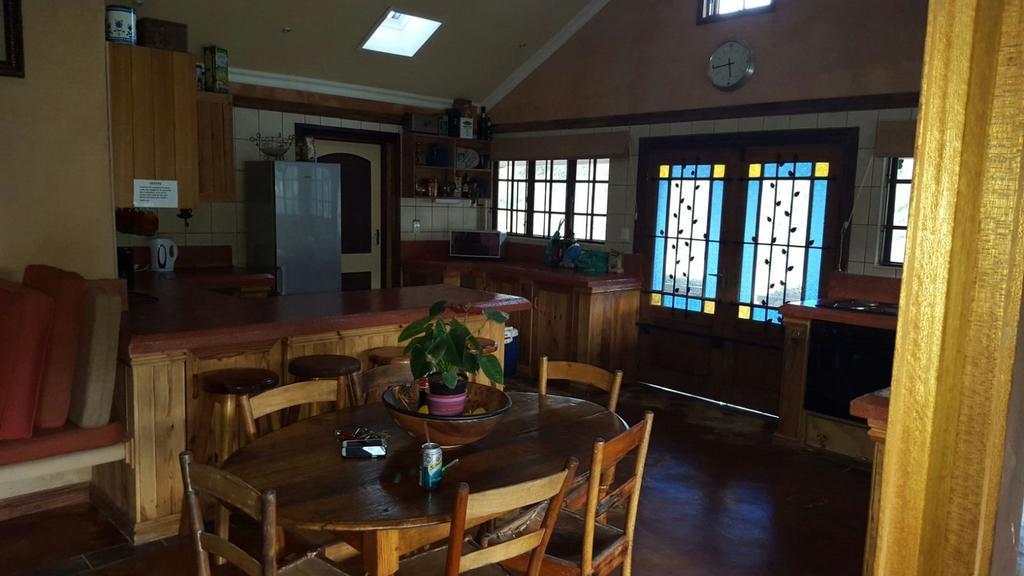 Rockwood Earth Lodge Champagne Valley Bagian luar foto